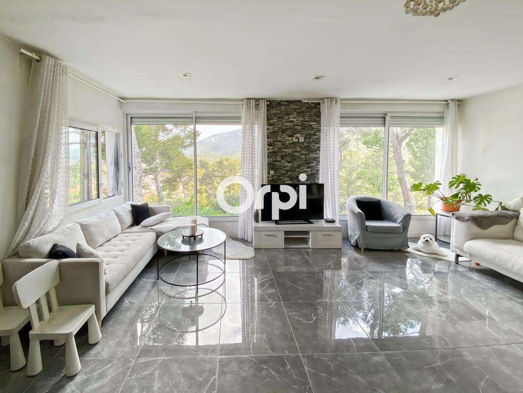 Maison à MARSEILLE-11E