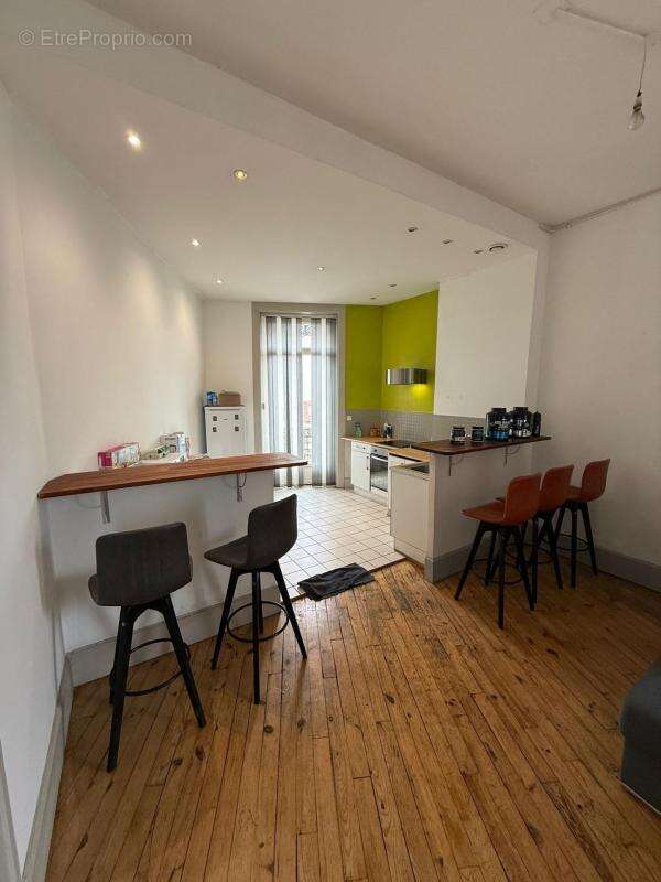 Appartement à SAINT-ETIENNE