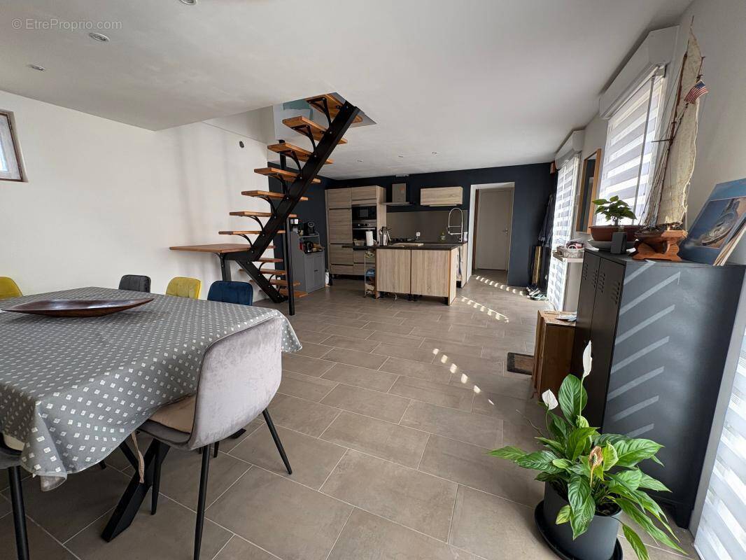 Maison à PLOUDALMEZEAU