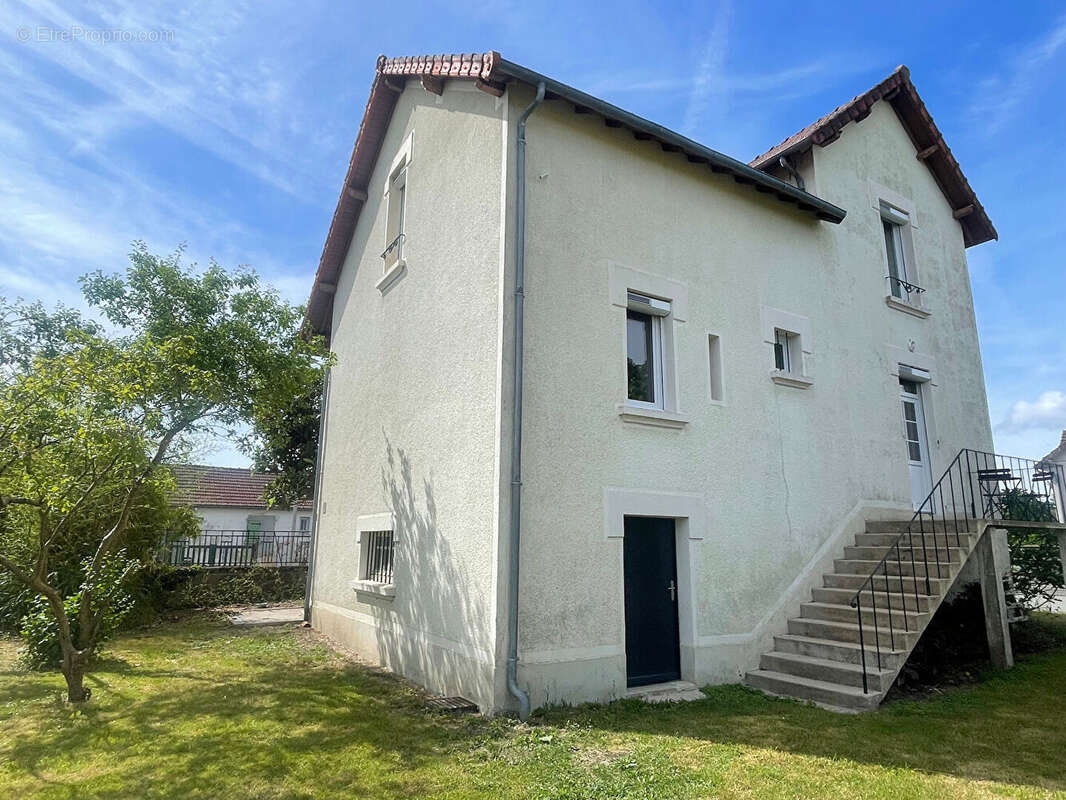 Nevers Montapins, jolie maison 1930 en parfait état - photo 13