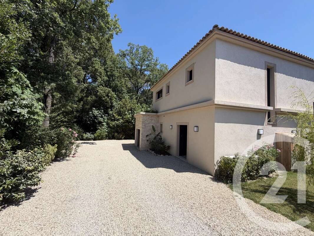 Maison 160 m² à Mougins  - photo 10