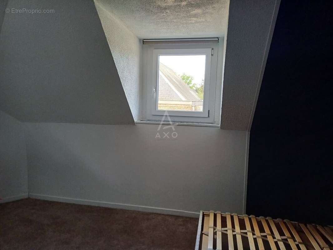 Maison à SAINT-ETIENNE-DU-ROUVRAY