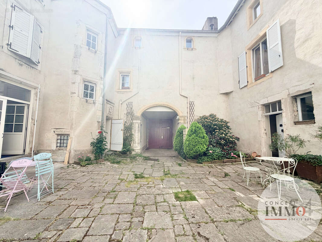 Appartement à TOUL
