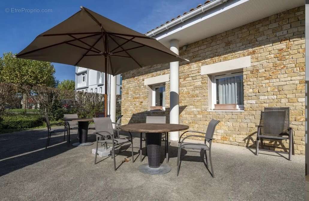 INVESTISSEMENT LOCATIF  Jonzac  Résidence EHPAD Résidence du Bourg Nouveau  6.55 % de rentabilité - photo 5