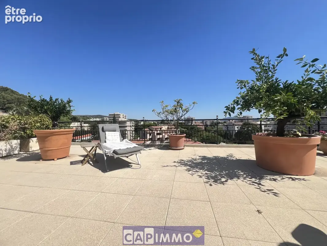 La garde t4 110m2 standing vendu en nue propriete - photo 6