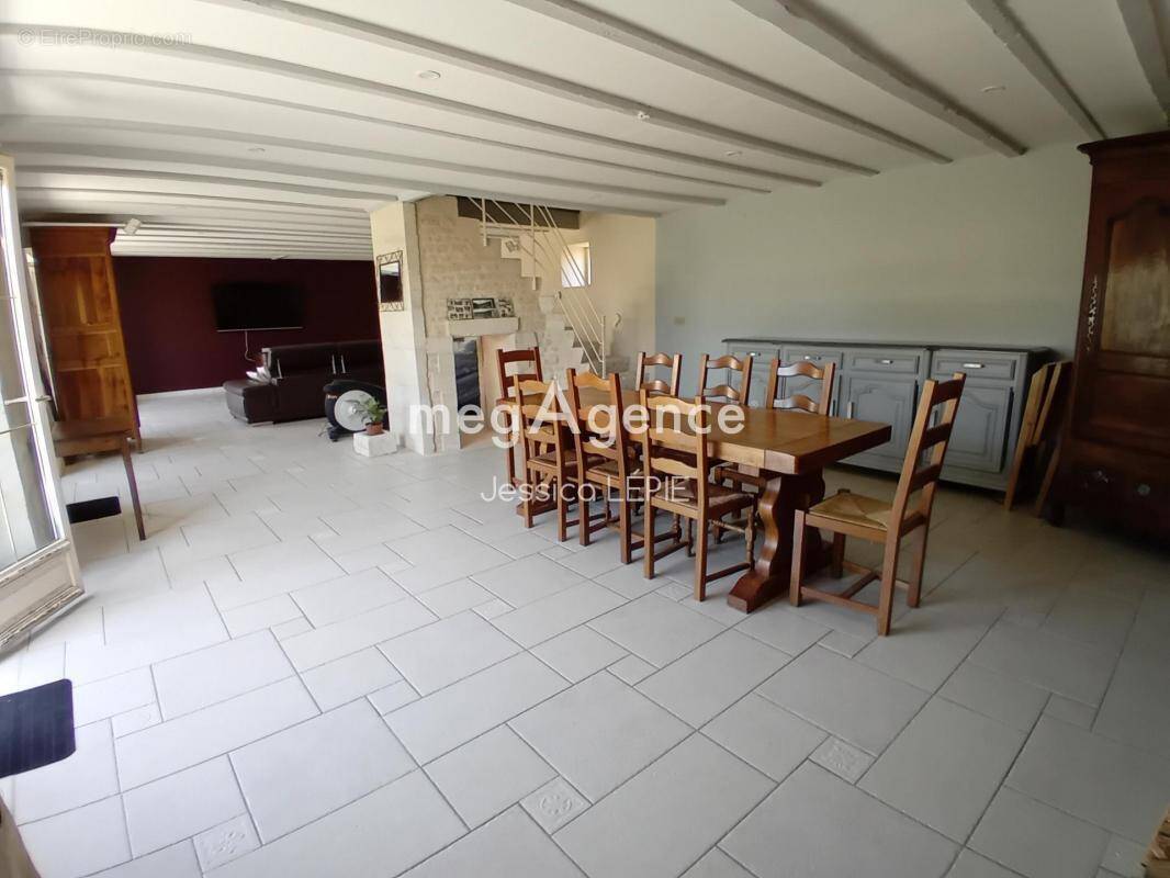 Maison à VILLIERS-EN-PLAINE