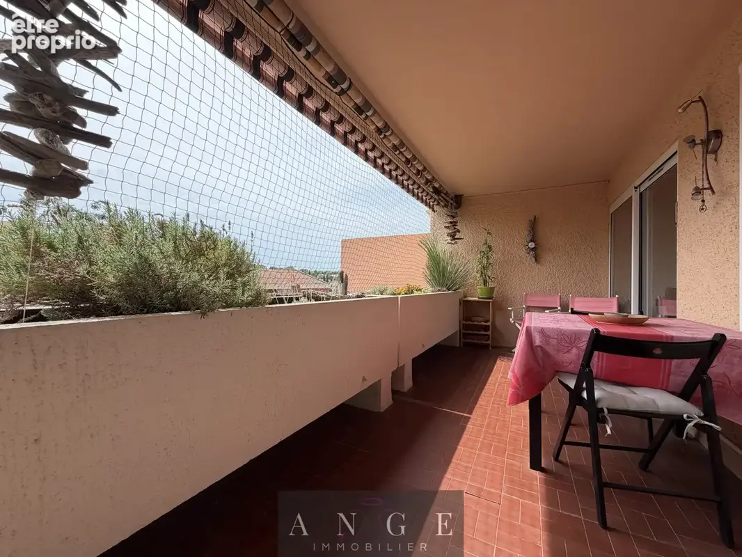 Appartement standing t4 - 92m2 - terrasse - ascenseur - parking residence - le pradet centre - photo 3