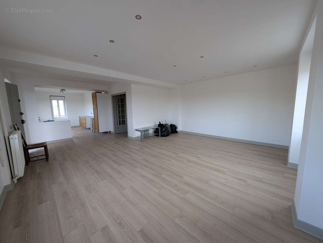 Appartement à LUBERSAC