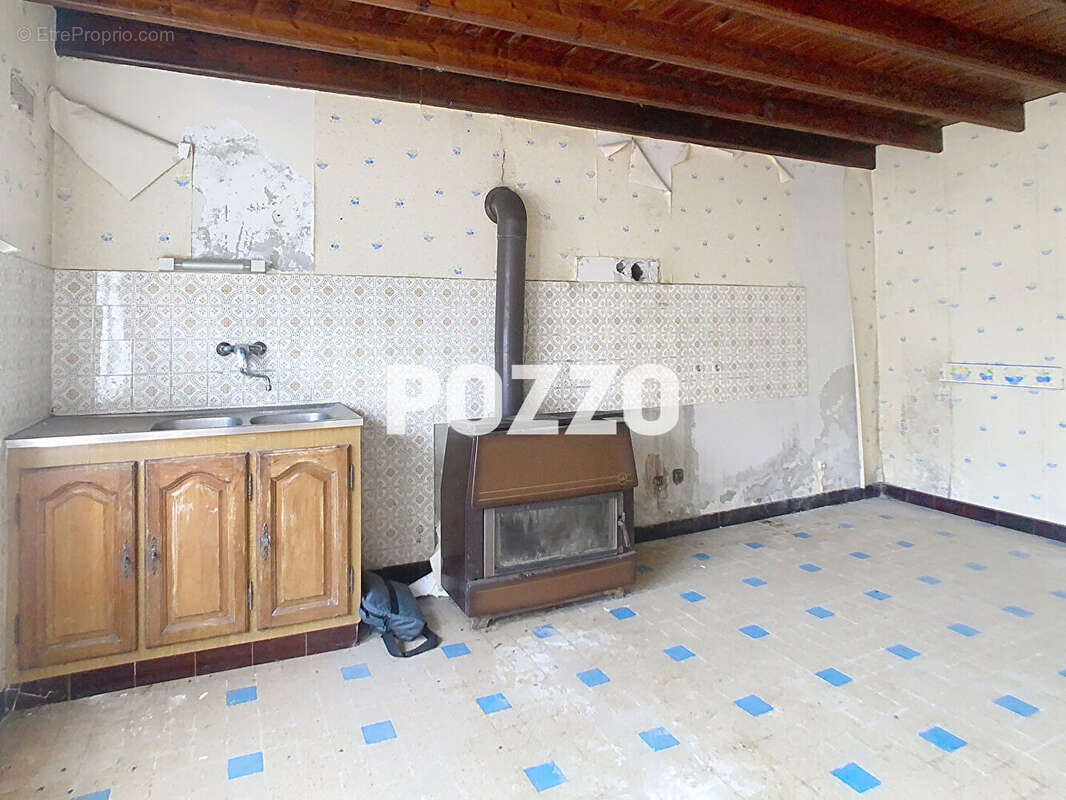 Maison - 4 pièces - Créances - 3 chambres - Garage - terrain de 553 m² Plage à 1,5 Km - photo 2