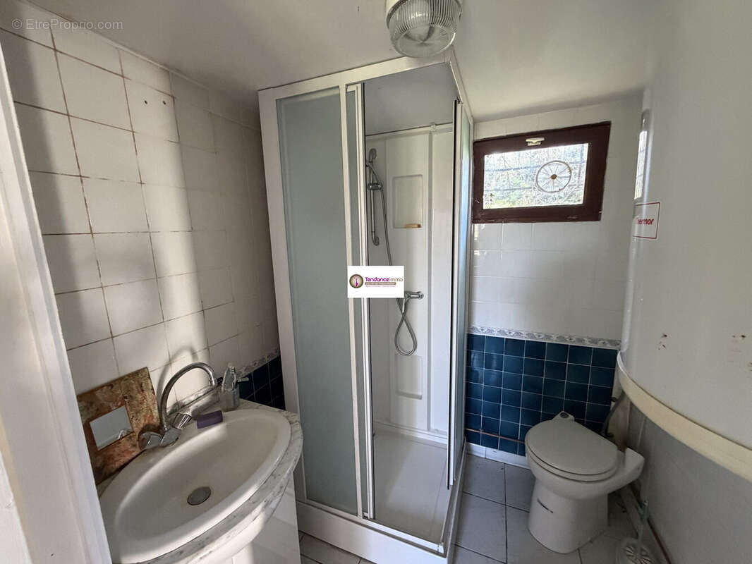 Maison à LE MELE-SUR-SARTHE