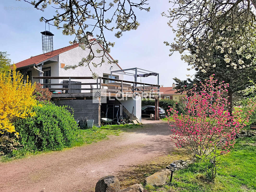 Maison à SAINT-PAULIEN