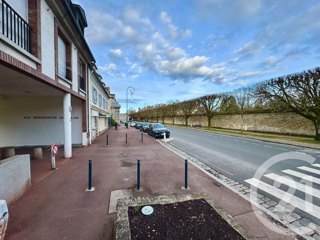 Appartement à FONTAINEBLEAU