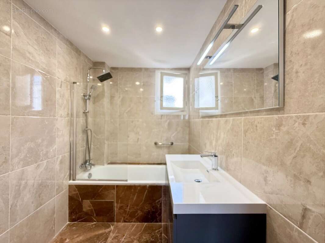 Appartement 2 pièces de 45m2 avec vue mer - photo 9