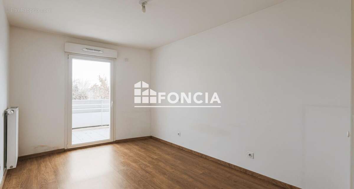 Appartement à MEYLAN