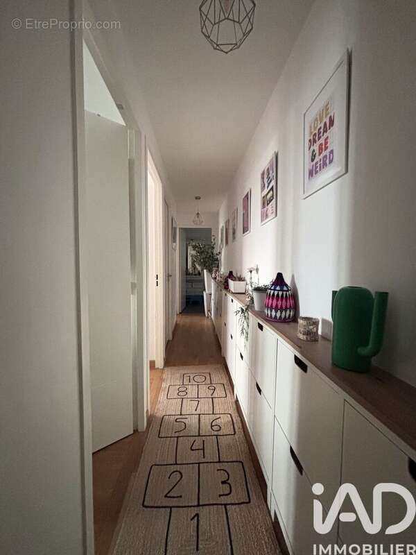 Photo 5 - Appartement à LEVALLOIS-PERRET