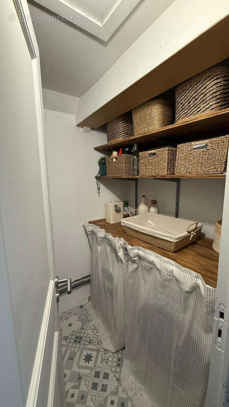 Appartement à LA QUEUE-LES-YVELINES