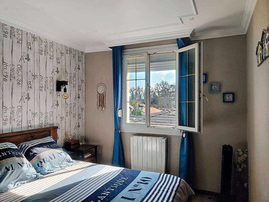 Maison à VILLENAVE-D'ORNON