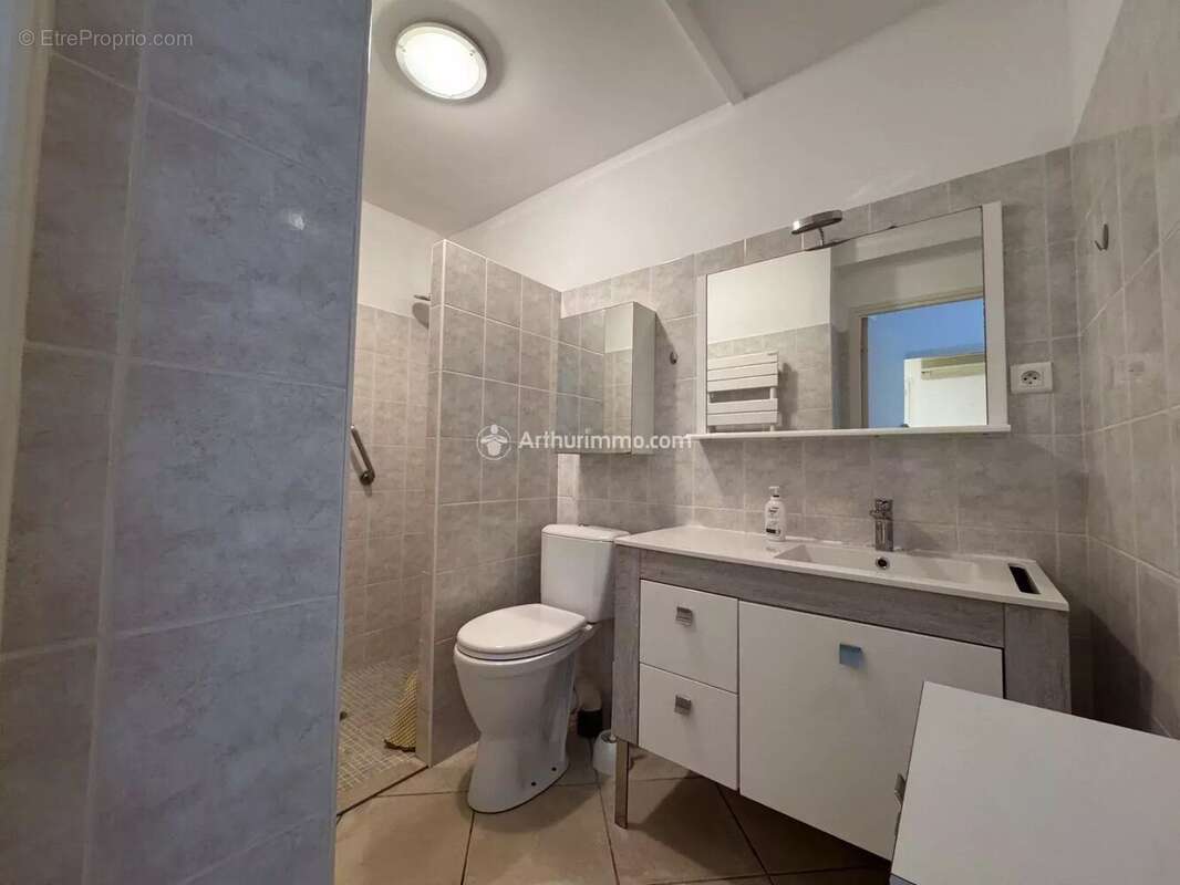 Appartement à SIX-FOURS-LES-PLAGES