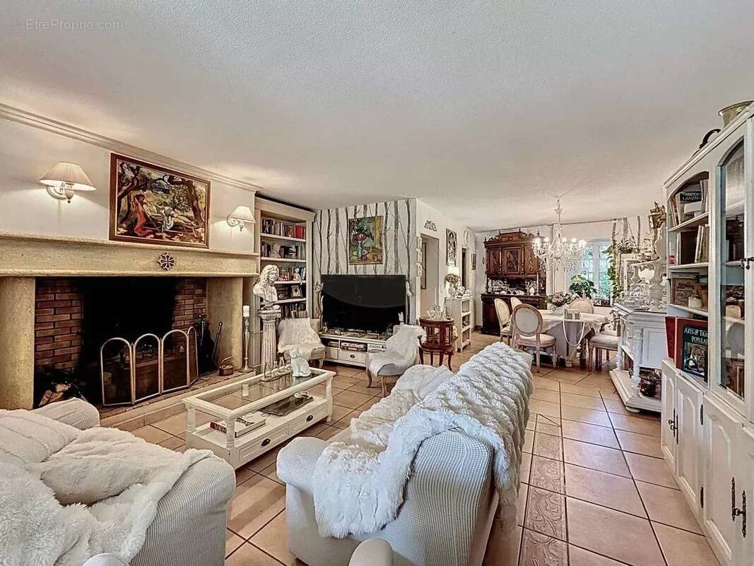 Maison à FRANQUEVIELLE