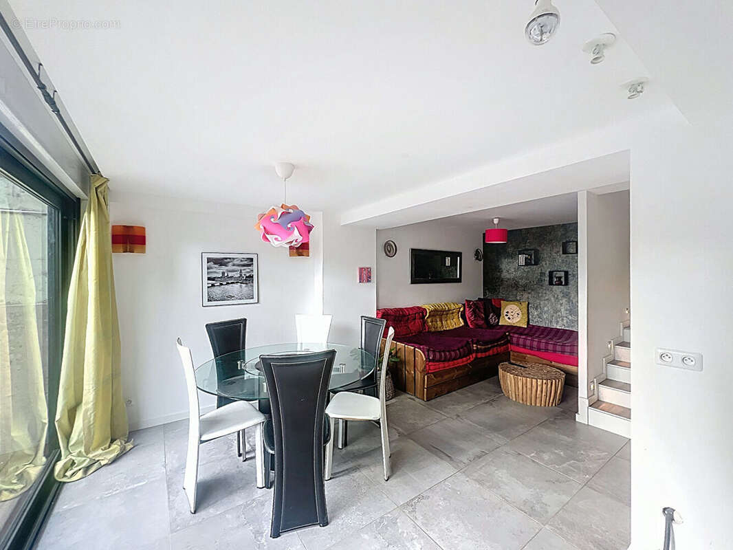 Appartement à LONGEVILLE-LES-METZ