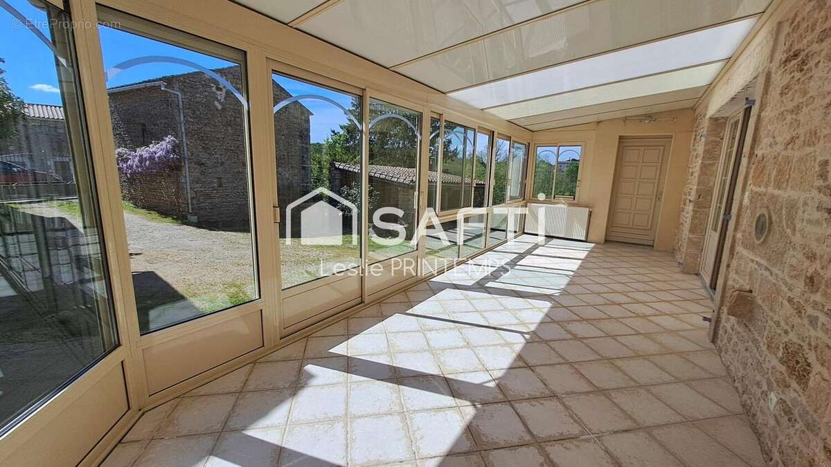 Photo 2 - Maison à ARDIN