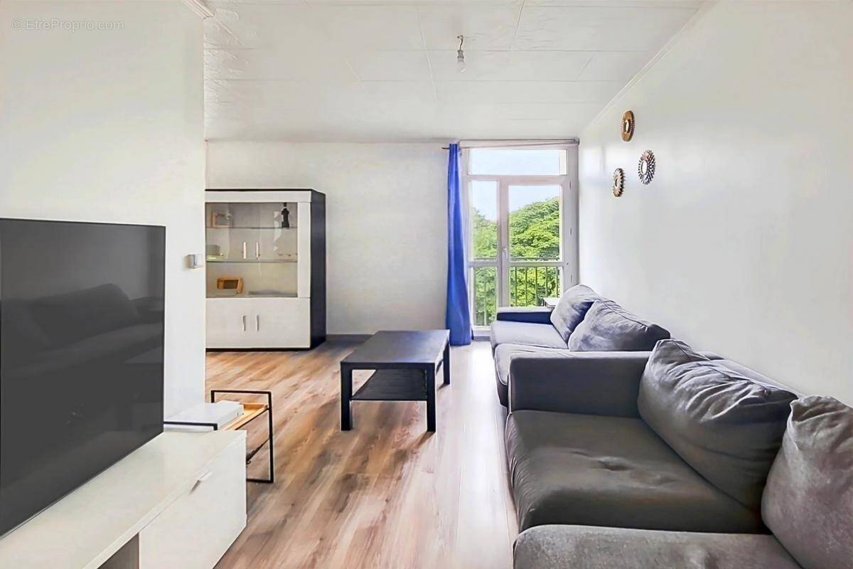 Appartement à RIS-ORANGIS