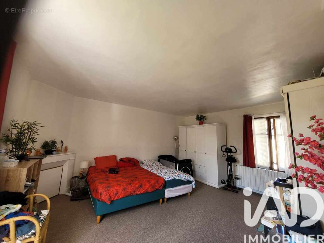 Photo 3 - Maison à NEUILLY-EN-THELLE