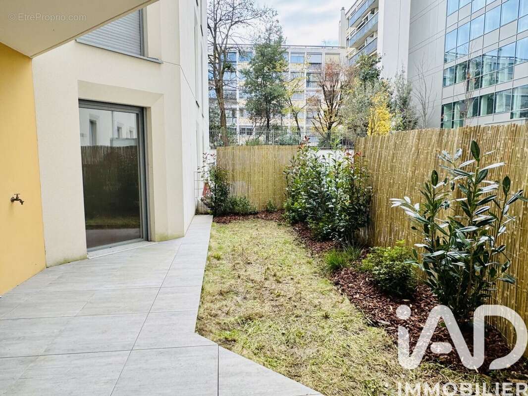 Photo 3 - Appartement à SURESNES