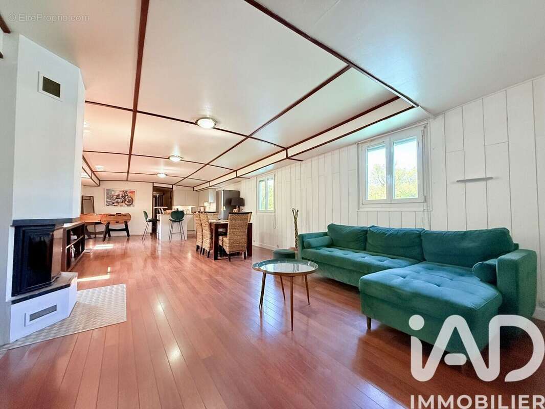 Photo 2 - Maison à MAROLLES-SUR-SEINE