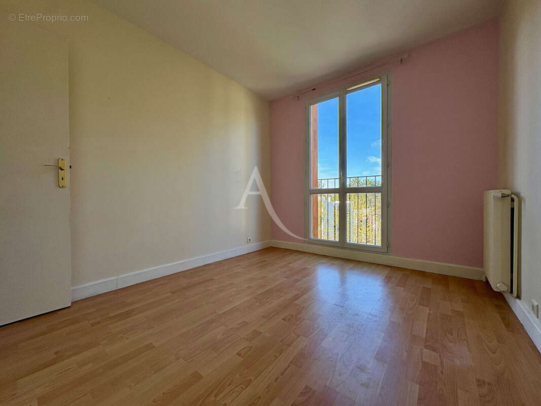 Appartement à GIF-SUR-YVETTE