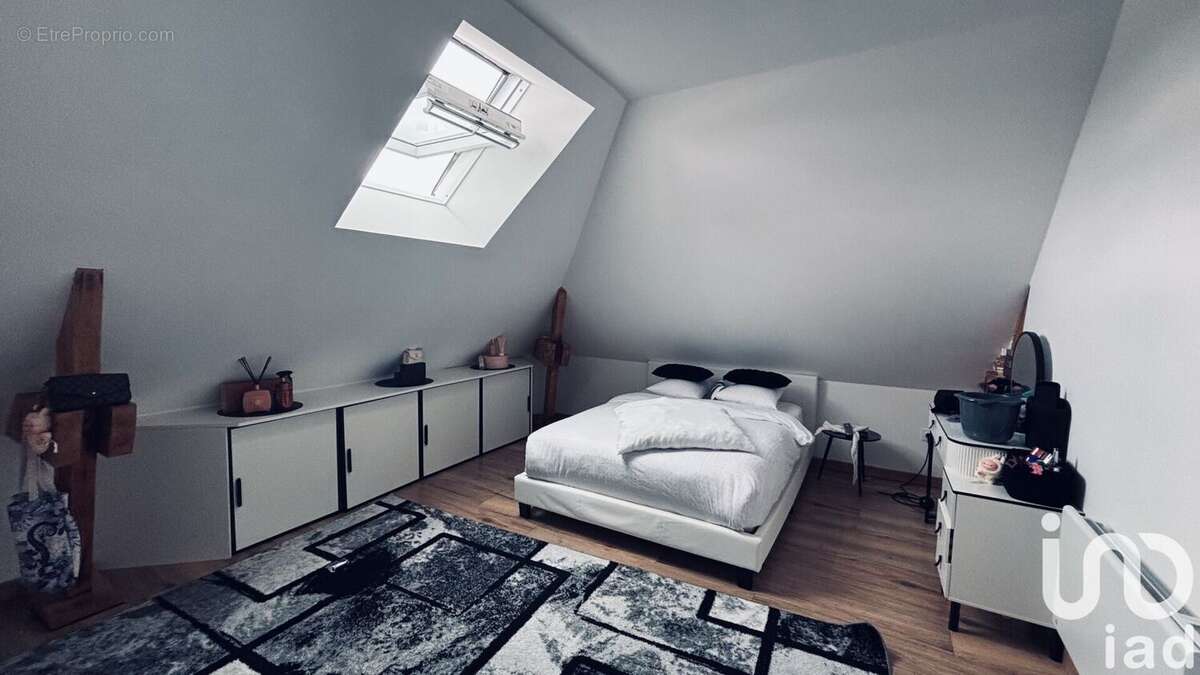 Photo 8 - Maison à BRESLES