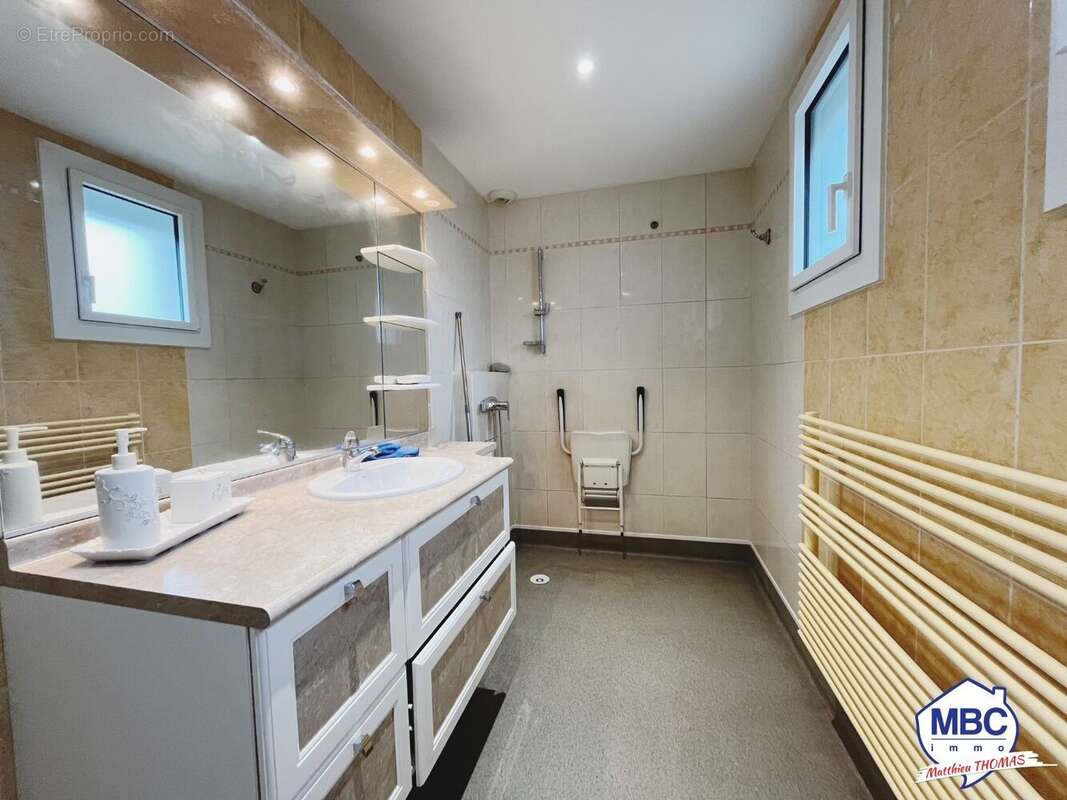 Maison à TREMENTINES