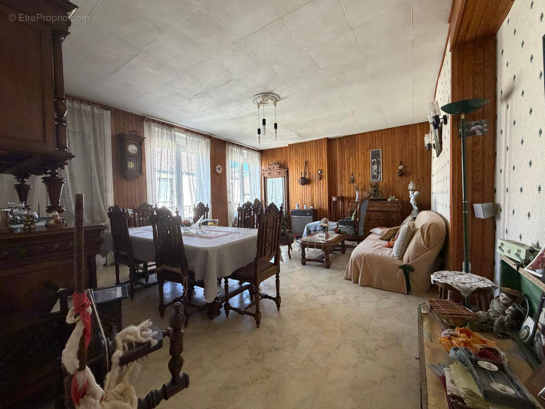 Appartement à LA RICAMARIE