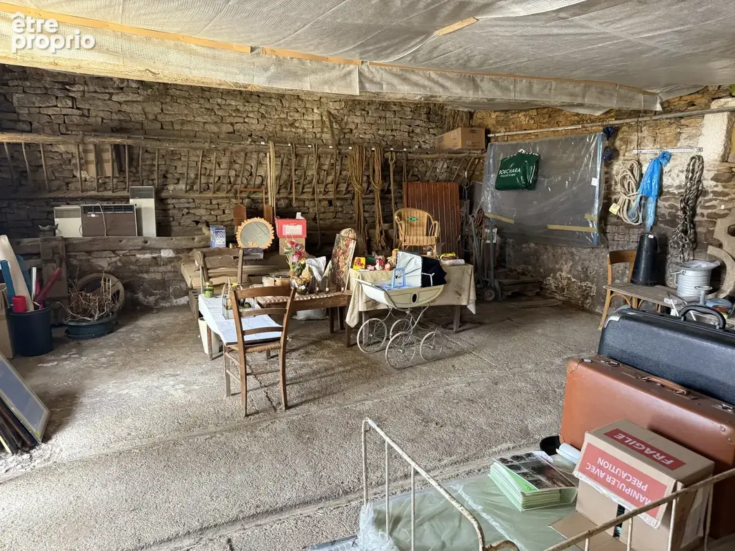 Maison ancienne avec dependance - photo 13