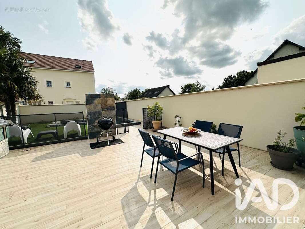 Maison 150 m² à Boutervilliers  - photo 2