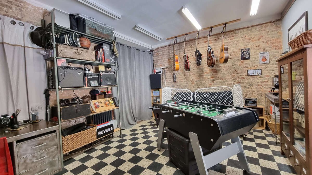 Commerce à BRUAY-LA-BUISSIERE