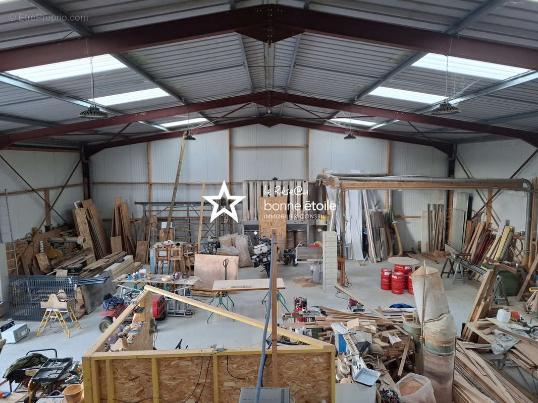 Commerce à DOUVRES-LA-DELIVRANDE