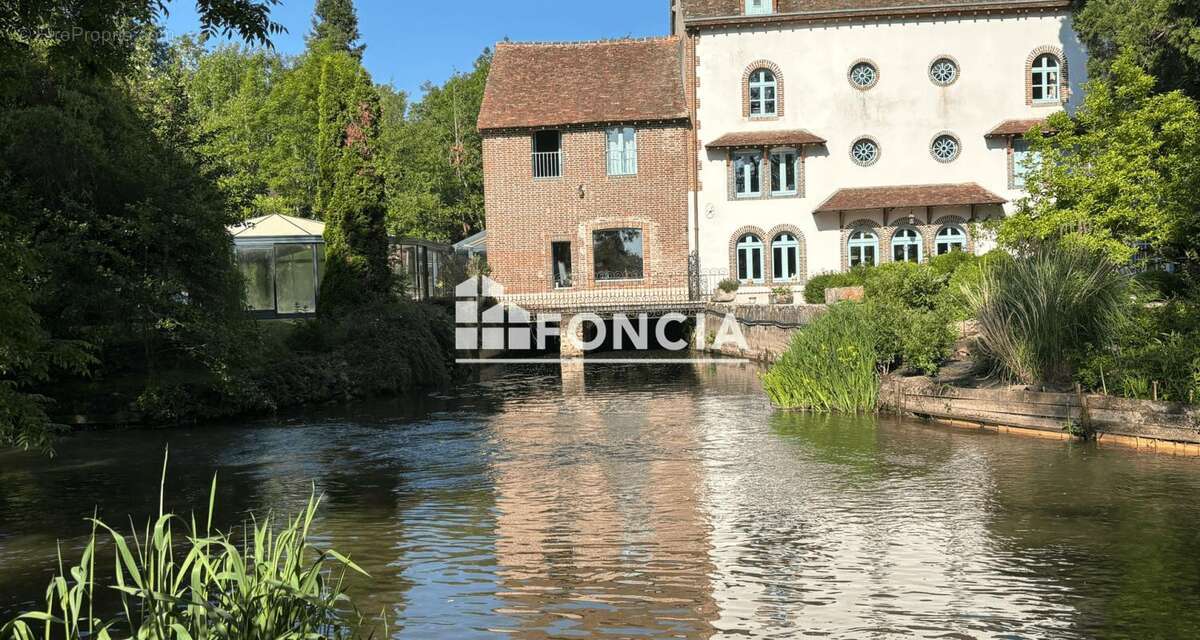 Maison à SAUMERAY