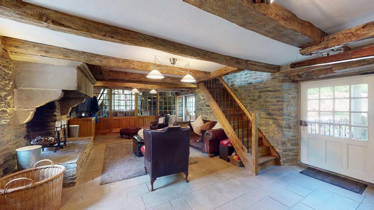 Maison à COUPIAC