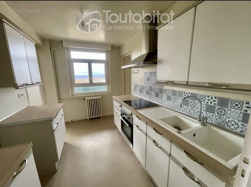 Appartement à CHARLEVILLE-MEZIERES