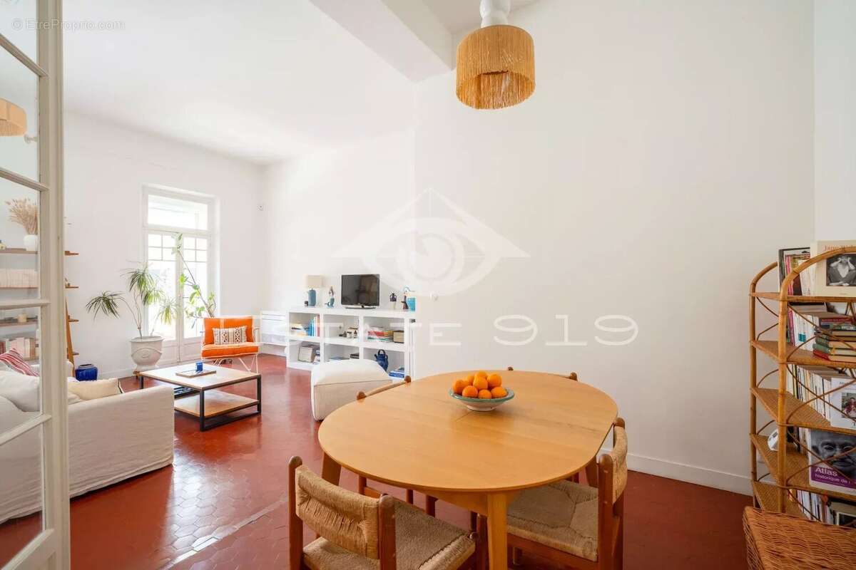 Art déco & terrasse de 47m2 – Proche Longchamp - photo 3