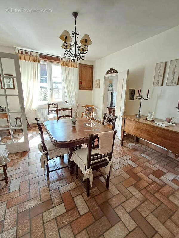 Maison à SCORBE-CLAIRVAUX