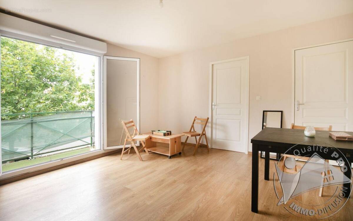 Appartement à BOUGUENAIS