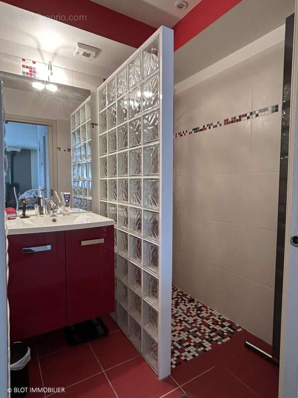 Maison à LA BOUEXIERE