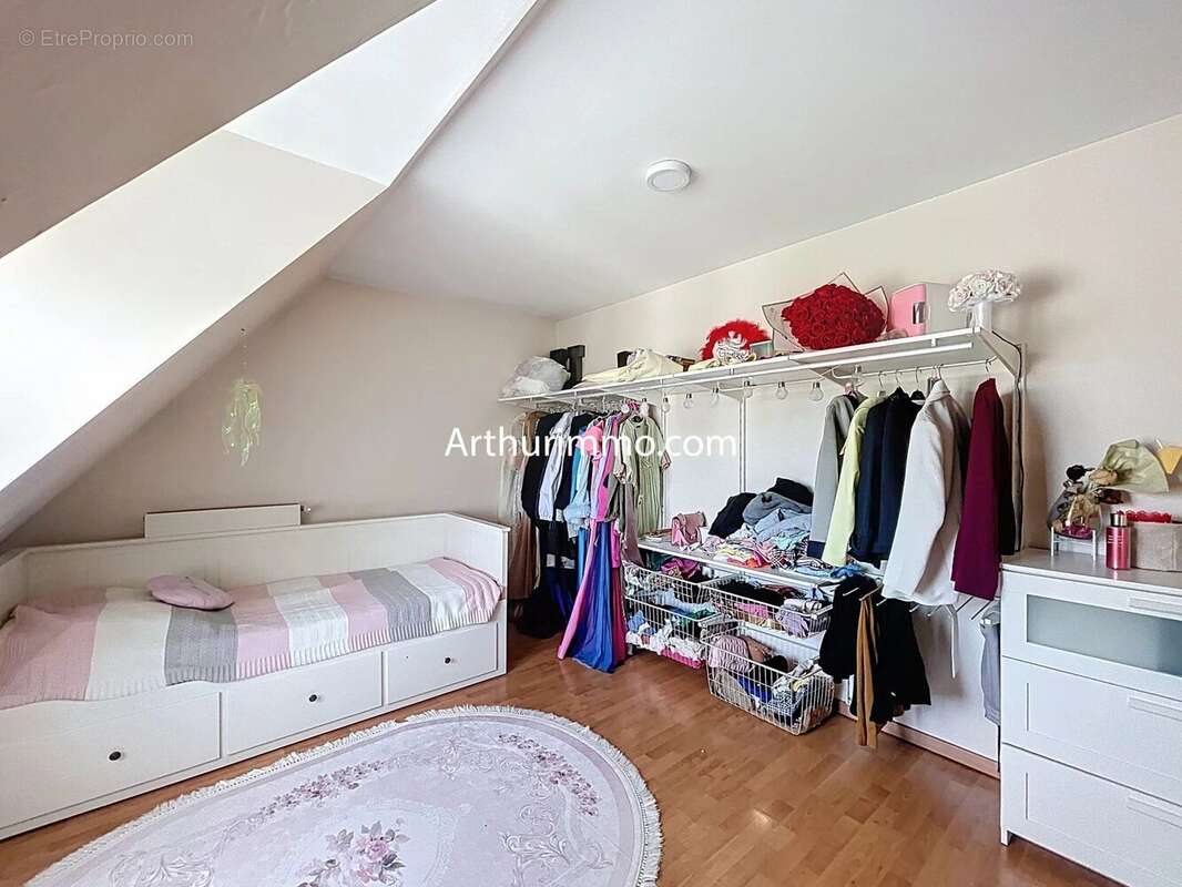 Maison à CORBEIL-ESSONNES