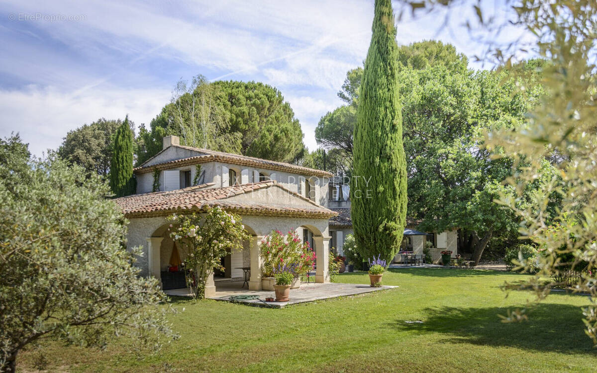 Maison à LOURMARIN