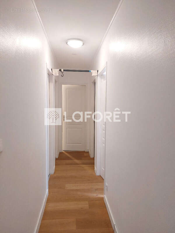 Appartement à AUDUN-LE-TICHE