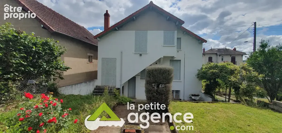 Maison de Ville 8 Pièces 92 m2 - photo 2