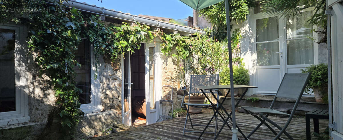 Maison à CHAMPTOCEAUX