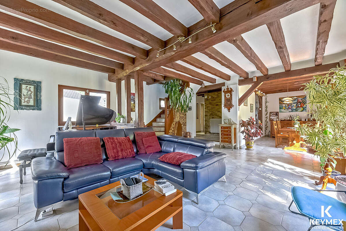 Maison à CHAMPAGNE-SUR-OISE